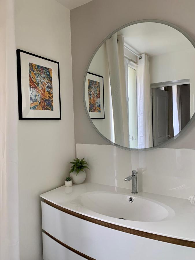 Le Ciel De Paris - Montparnasse & Jardin Du Luxembourg Bed & Breakfast Bagian luar foto