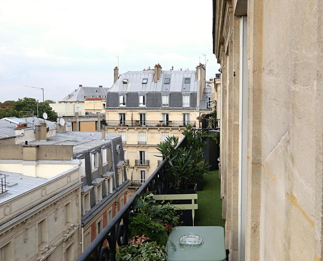 Le Ciel De Paris - Montparnasse & Jardin Du Luxembourg Bed & Breakfast Bagian luar foto