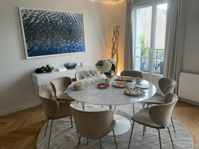 Le Ciel De Paris - Montparnasse & Jardin Du Luxembourg Bed & Breakfast Bagian luar foto